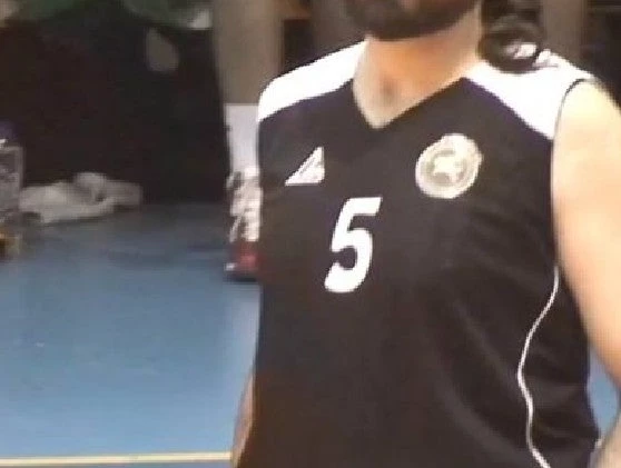 Συγκλονίζει: Αυτός είναι ο Έλληνας μπασκετμπολίστας που νίκησε τον καρκίνο και αφιερώθηκε στον Θεό… (εικόνες)